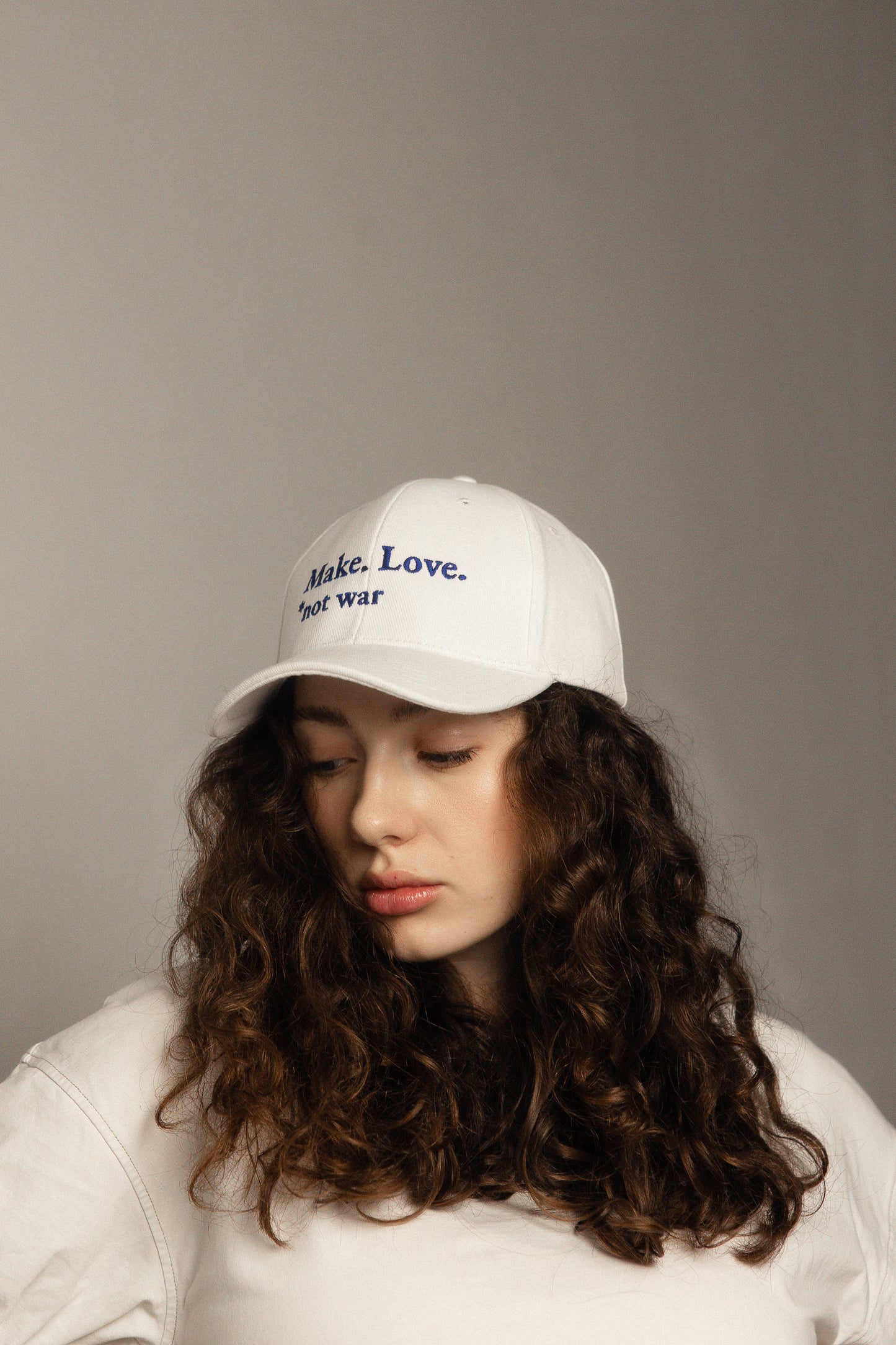 Бейсболка “Make. Love.”