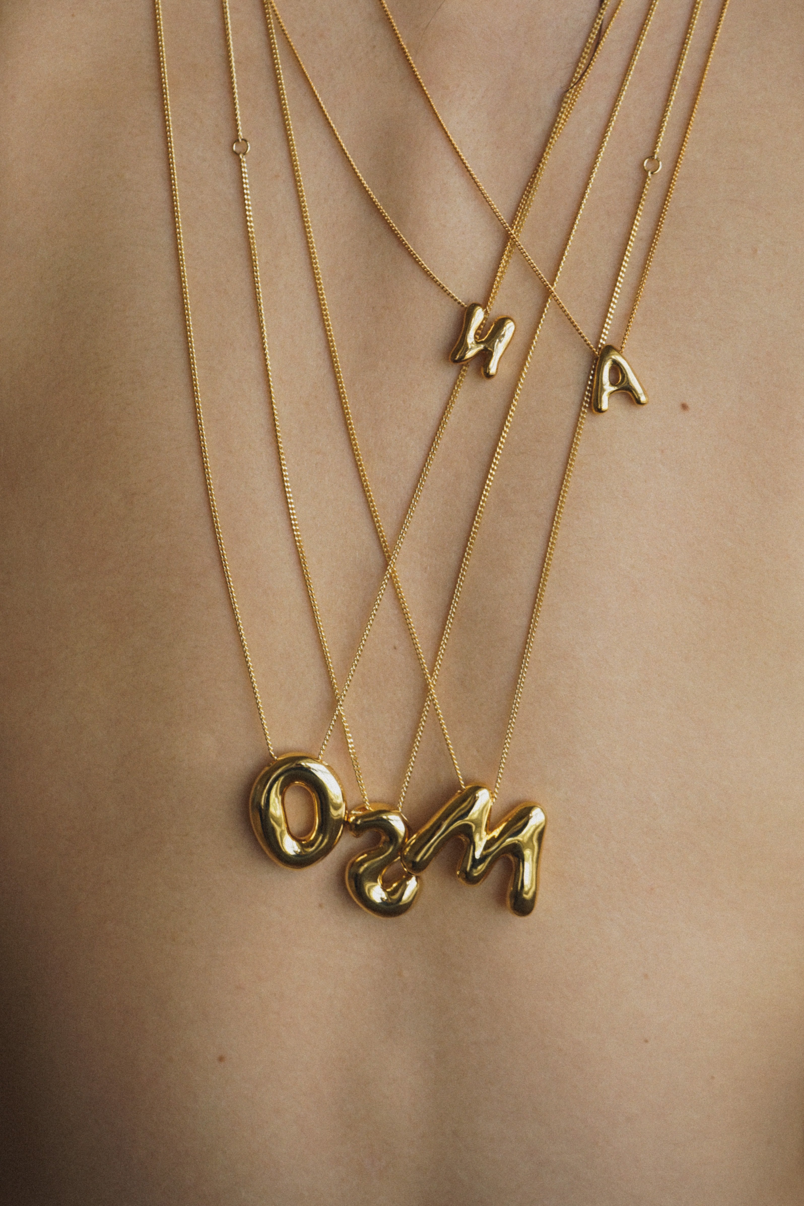 Літера-підвіска max