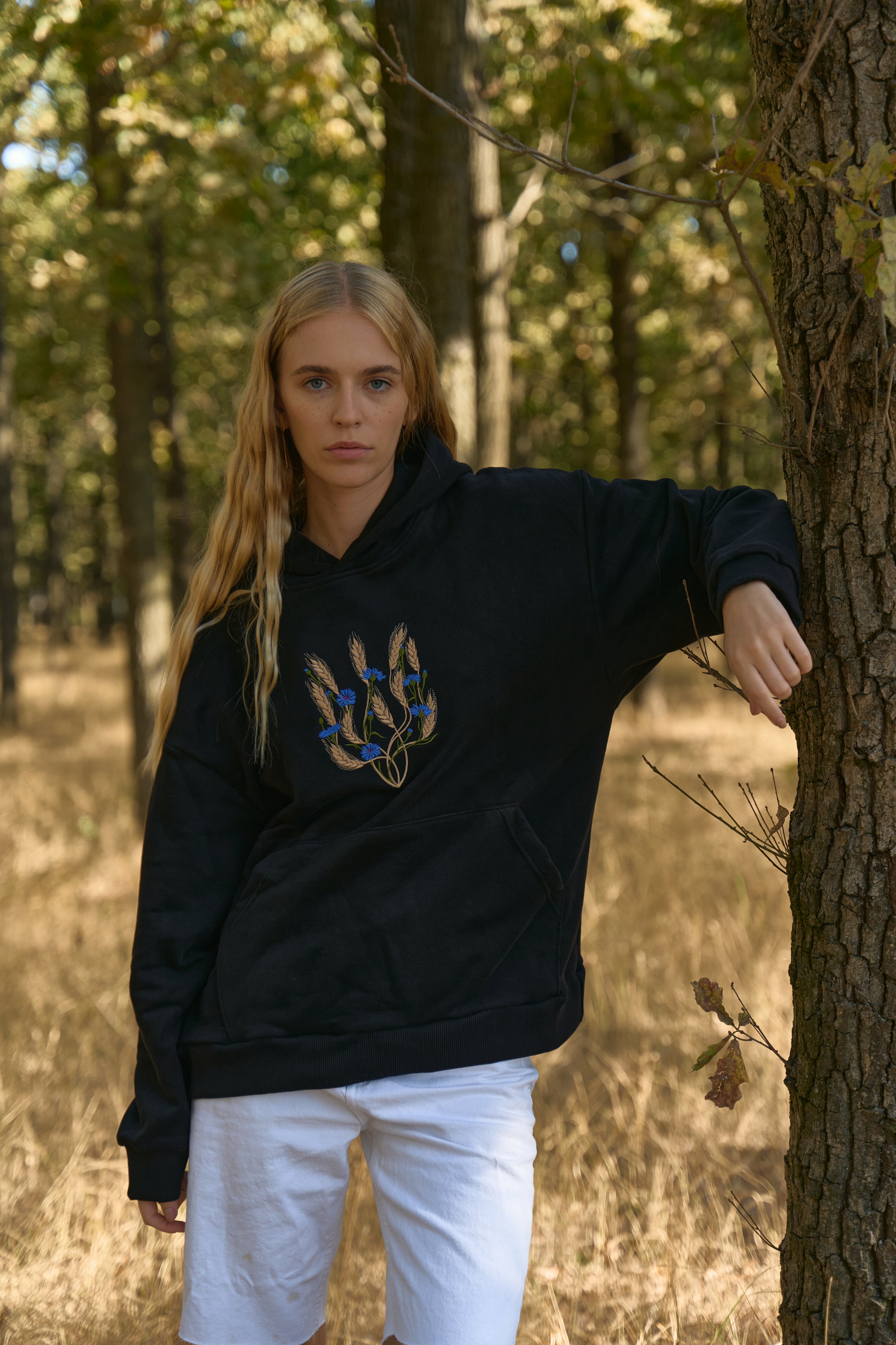 Худі оверсайз «Золотий тризуб» (центр)