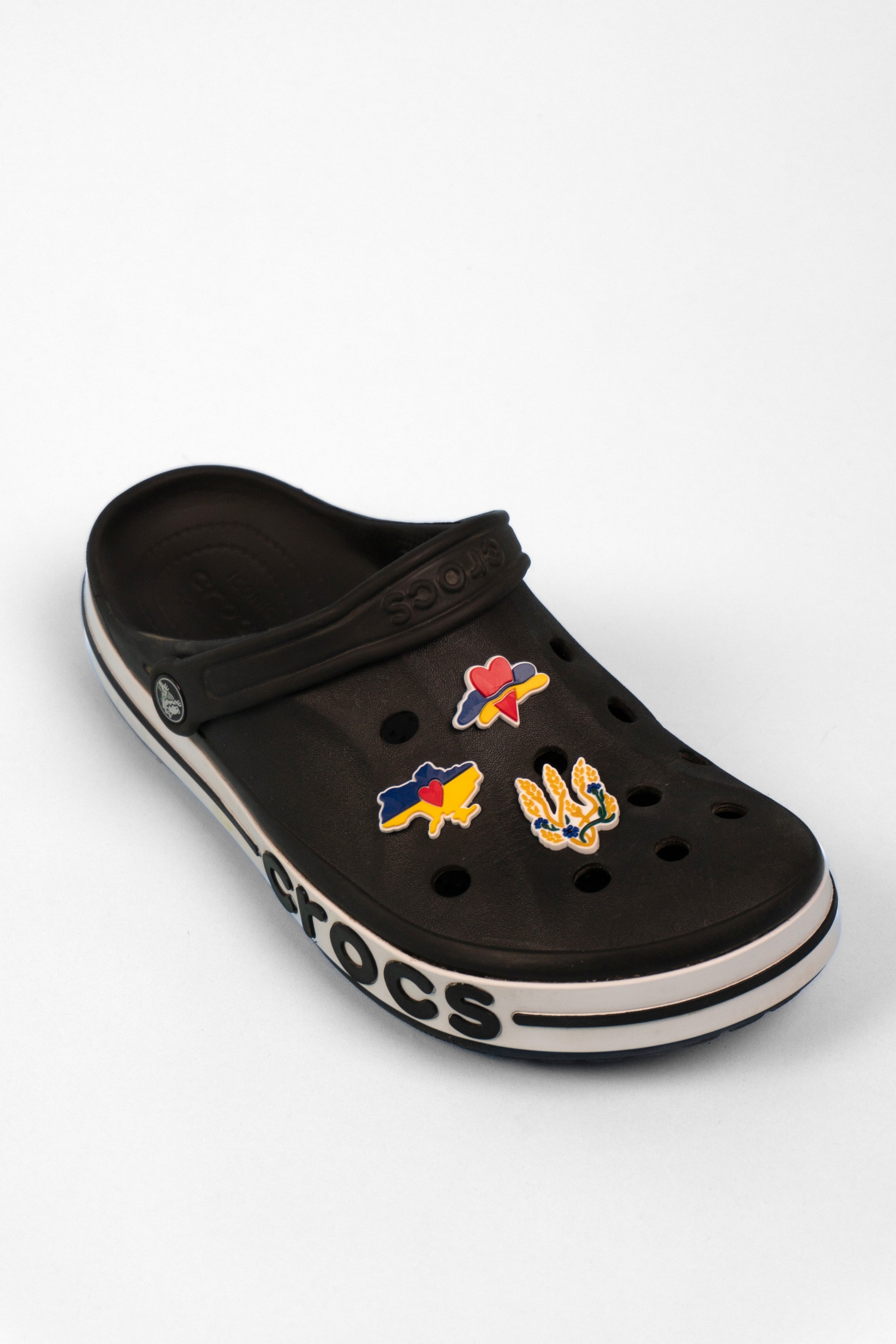 Джибітси для Crocs «Символи сміливих людей» Limited Edition