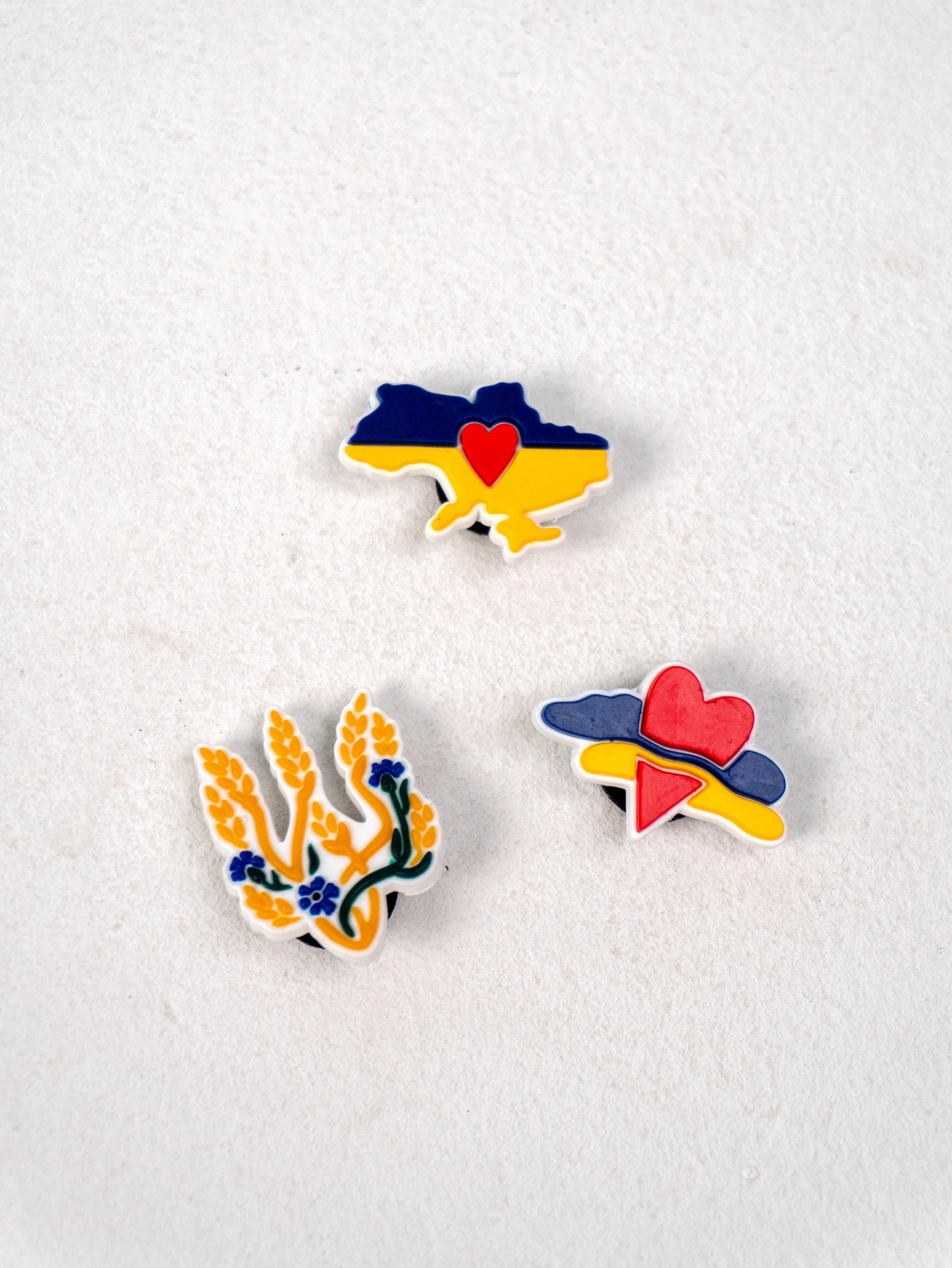 Джибітси для Crocs «Символи сміливих людей» Limited Edition