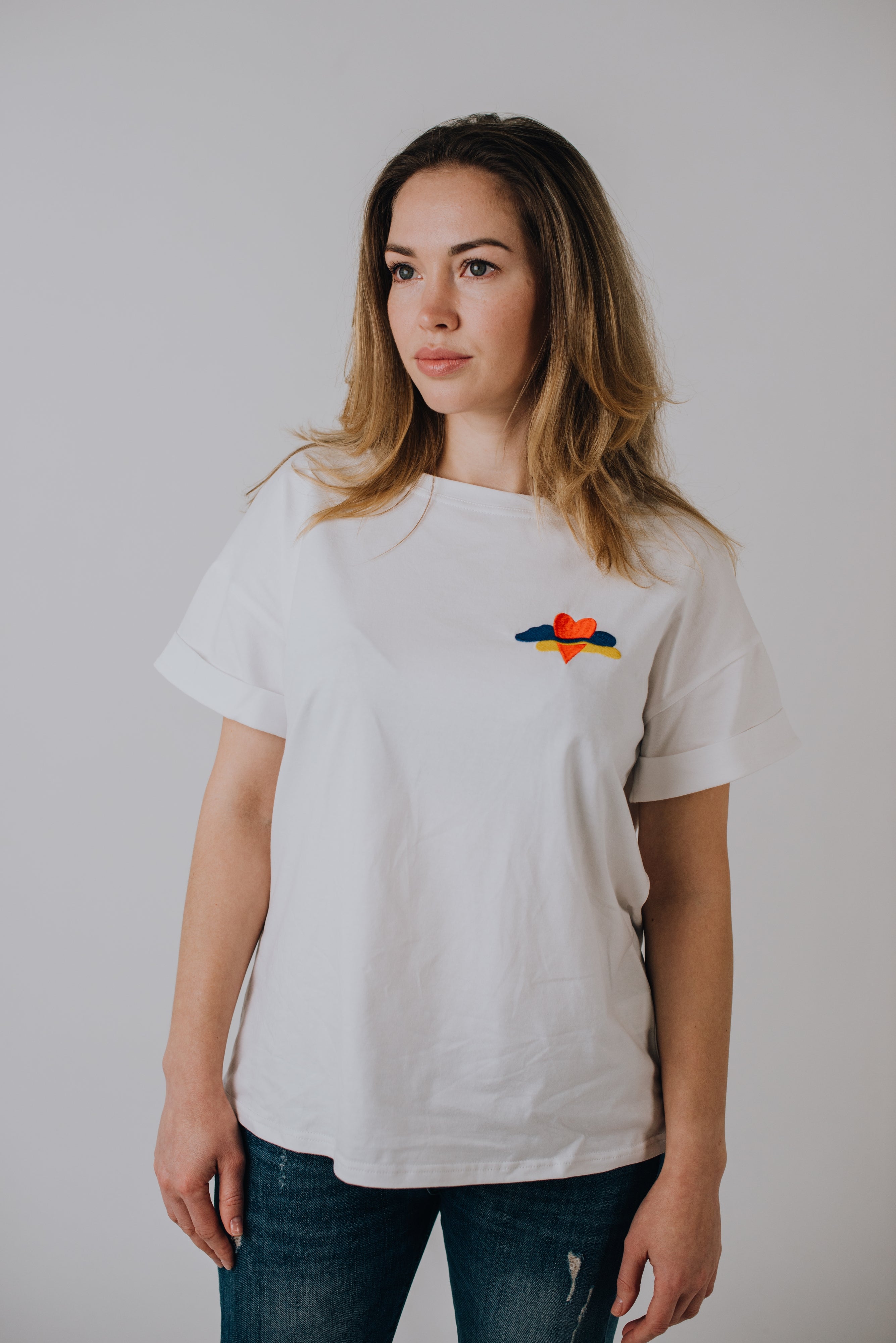 Футболка «Любіть Україну»