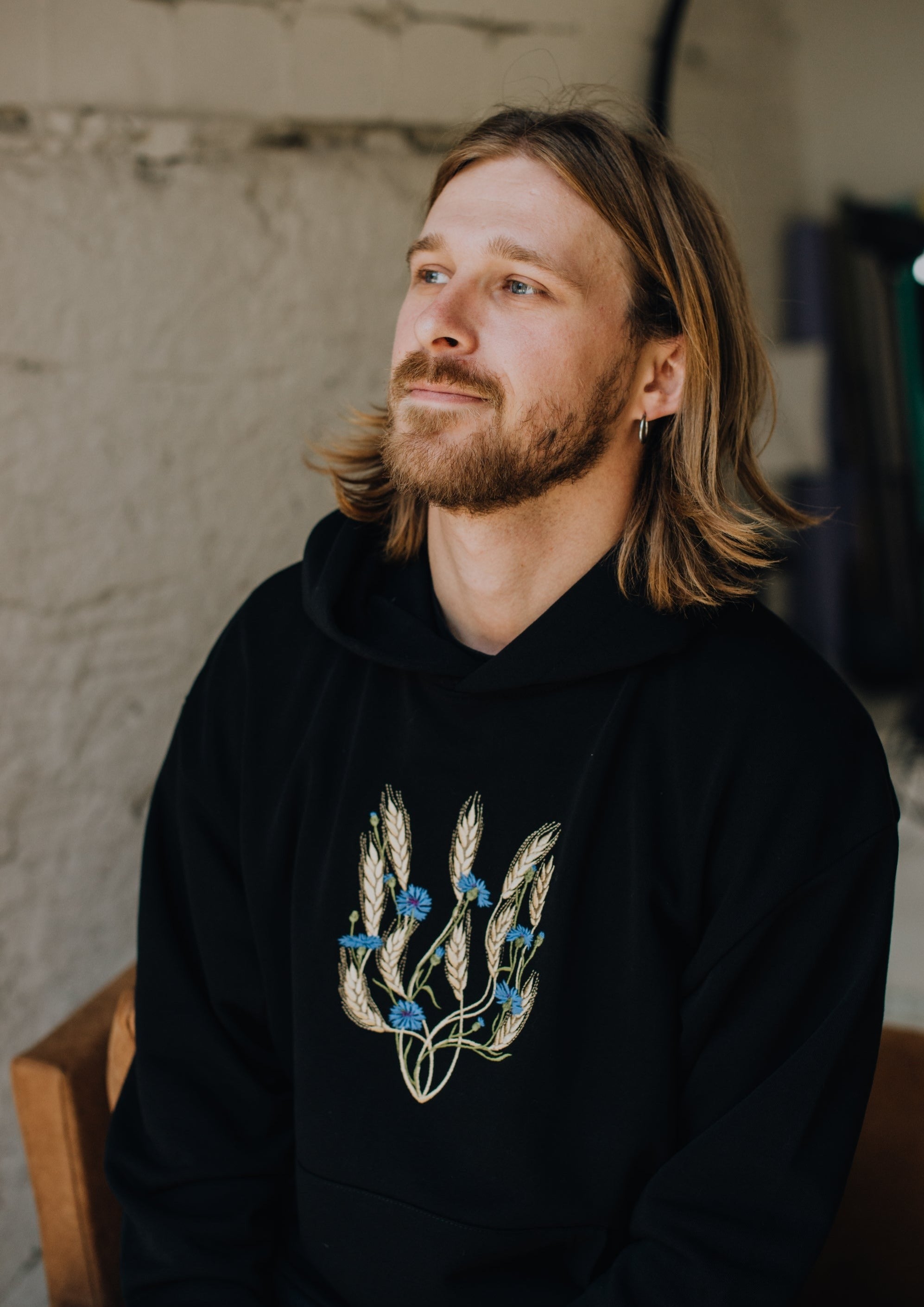 Худі оверсайз «Золотий тризуб» (центр)