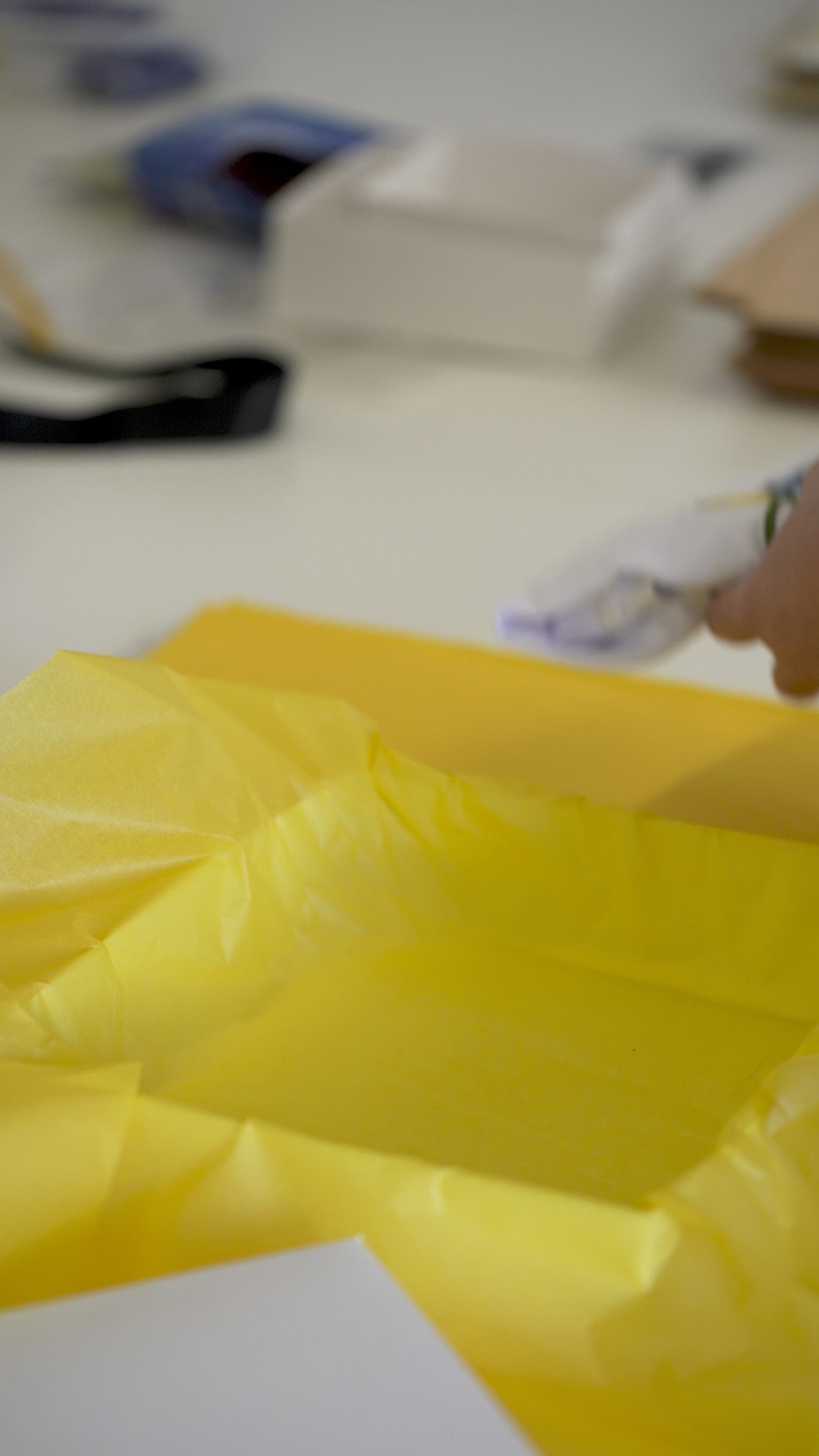 Завантажити відео: Подарунковий бокс