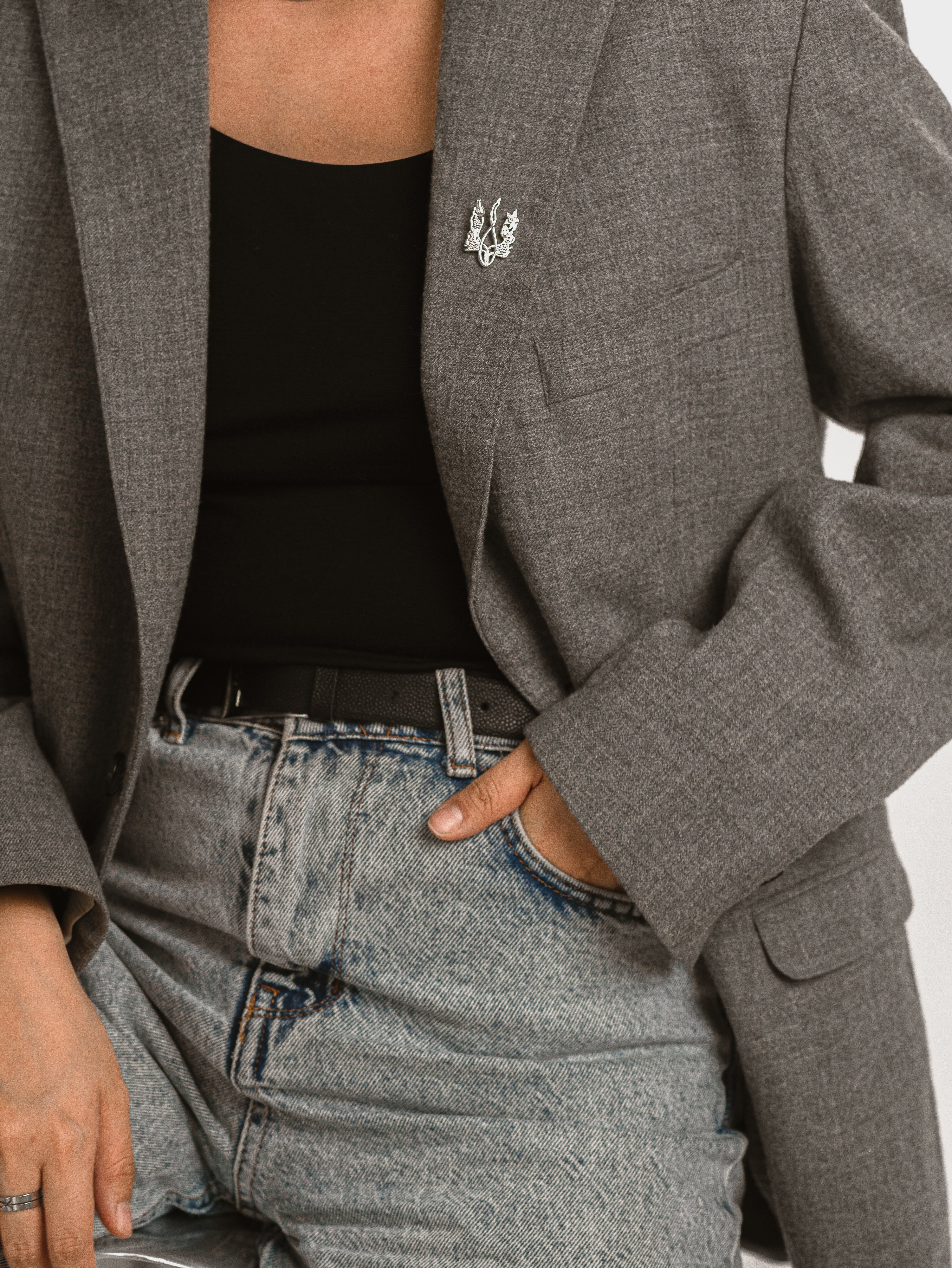 Брошка «Квітучий тризуб» (срібло в родії)